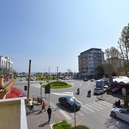 Hotel Azzurra Rimini Exteriér fotografie